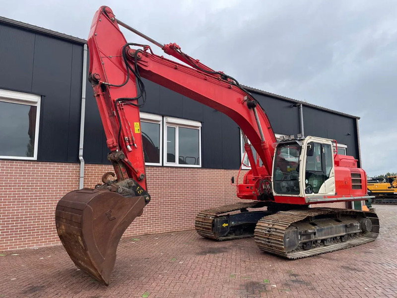 Hitachi ZX300LC-6 - حفارات زحافة: صور 1 Hitachi ZX300LC-6 - حفارات زحافة: صور 1
