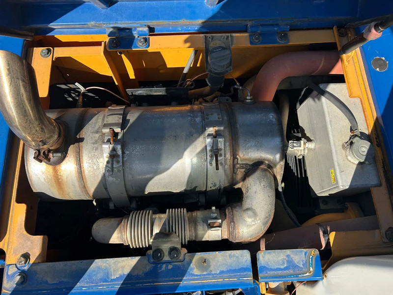 Hyundai ROBEX145LCR-9A - حفارات زحافة: صور 5 Hyundai ROBEX145LCR-9A - حفارات زحافة: صور 5