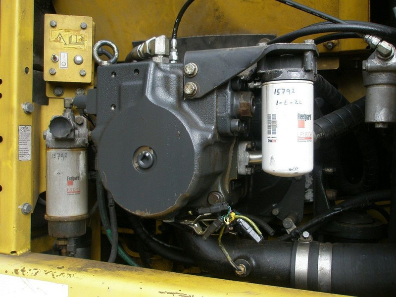 Komatsu PC 210LC-8 - حفارات زحافة: صور 4 Komatsu PC 210LC-8 - حفارات زحافة: صور 4