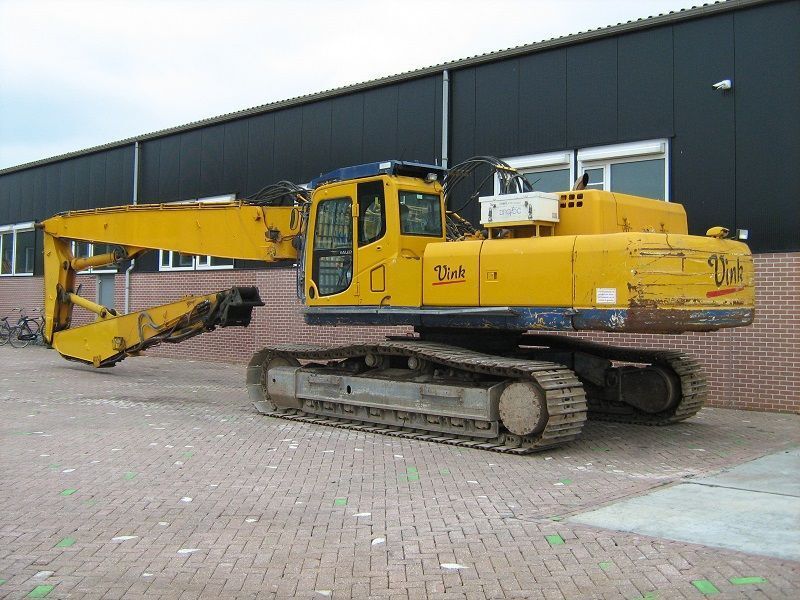 Komatsu PC 450HRD-8 - حفارات زحافة: صور 3 Komatsu PC 450HRD-8 - حفارات زحافة: صور 3