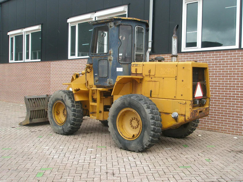 Komatsu W40-2 - اللودر بعجل: صور 2 Komatsu W40-2 - اللودر بعجل: صور 2