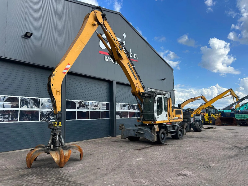 Liebherr A924C - حفارة النقل والشحن: صور 1 Liebherr A924C - حفارة النقل والشحن: صور 1