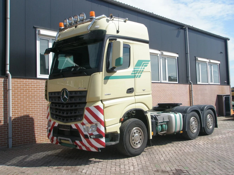 Mercedes-Benz Arocs 3351 3351 120 Ton - شاحنة جرار: صور 1 Mercedes-Benz Arocs 3351 3351 120 Ton - شاحنة جرار: صور 1