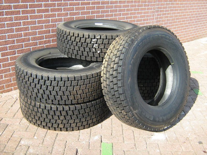 الإطارات - شاحنة Michelin 315/70R22.5: صور 1