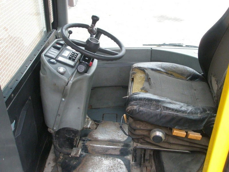 جرارات صالات المطارات Terberg RT 222 RT220 4x4: صور 7