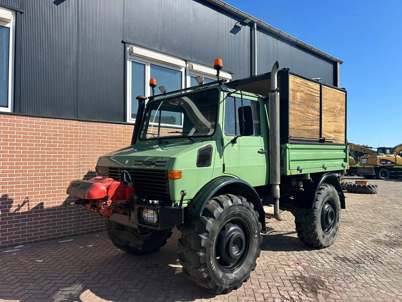 Unimog U serie 1500 - شاحنة جرار: صور 1 Unimog U serie 1500 - شاحنة جرار: صور 1
