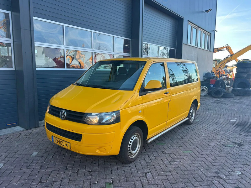 Volkswagen Transporter Kombi - حافلة: صور 1 Volkswagen Transporter Kombi - حافلة: صور 1