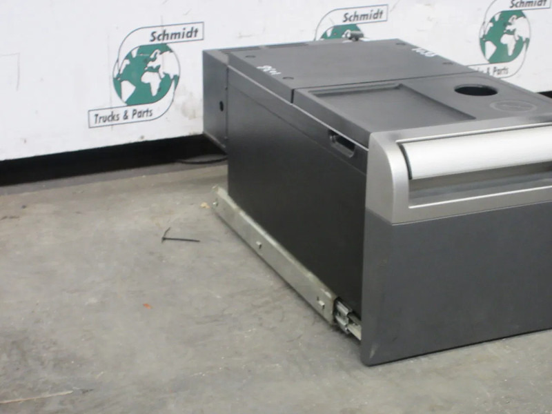 DAF 2019771 KOELKAST 40 LITER DAF XF 480 EURO 6 MODEL 2021 - النظام الكهربائي - شاحنة: صور 4 DAF 2019771 KOELKAST 40 LITER DAF XF 480 EURO 6 MODEL 2021 - النظام الكهربائي - شاحنة: صور 4