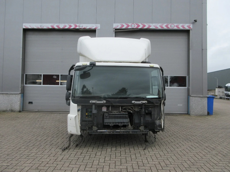 DAF DAF CF 75 DAGCABINE MODEL EURO 5 - الكابينة والداخلية - شاحنة: صور 3 DAF DAF CF 75 DAGCABINE MODEL EURO 5 - الكابينة والداخلية - شاحنة: صور 3