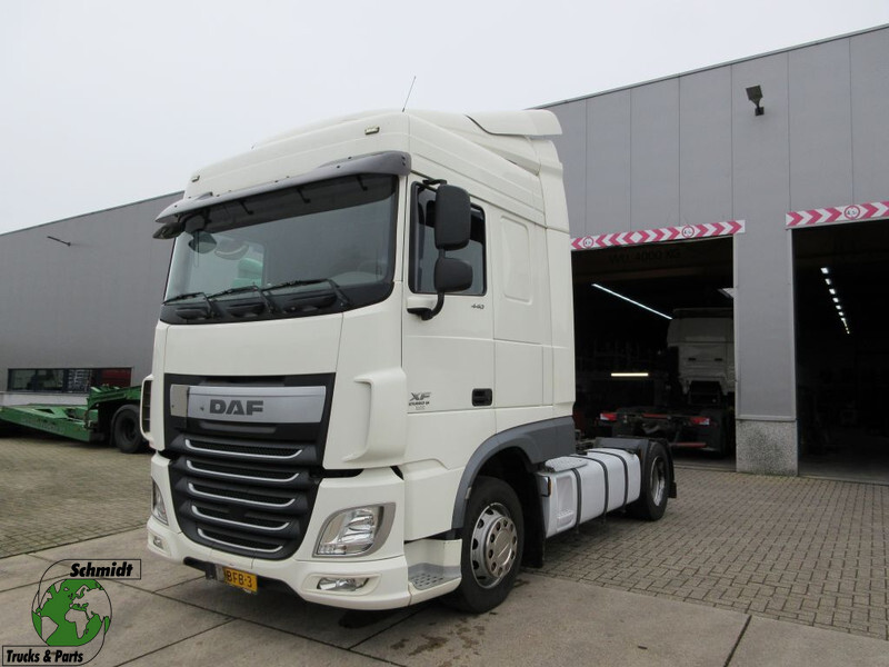 DAF XF 106 CABINE COMPLEET - الكابينة والداخلية - شاحنة: صور 1 DAF XF 106 CABINE COMPLEET - الكابينة والداخلية - شاحنة: صور 1