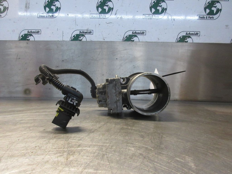 MAN 51.09413-7013 SMORKLEP EURO 6 TGX TGS - المحرك و قطع الغيار - شاحنة: صور 4 MAN 51.09413-7013 SMORKLEP EURO 6 TGX TGS - المحرك و قطع الغيار - شاحنة: صور 4