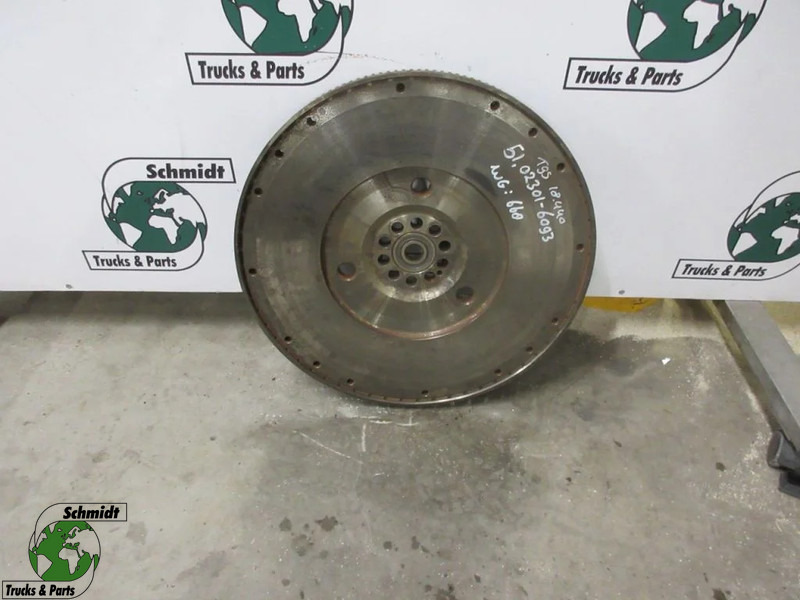 MAN TGS 51.02301-6093 / 6130 VLIEGWIEL EURO 6 - دولاب الموازنة - شاحنة: صور 1 MAN TGS 51.02301-6093 / 6130 VLIEGWIEL EURO 6 - دولاب الموازنة - شاحنة: صور 1