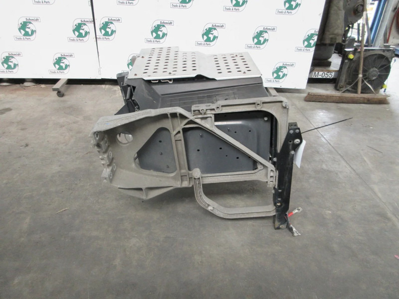 Renault 7423176068//7422078106 ACCU BAK RENAULT T 520 EURO 6 MODEL 2020 - الإطار / الشاسيه - شاحنة: صور 2 Renault 7423176068//7422078106 ACCU BAK RENAULT T 520 EURO 6 MODEL 2020 - الإطار / الشاسيه - شاحنة: صور 2