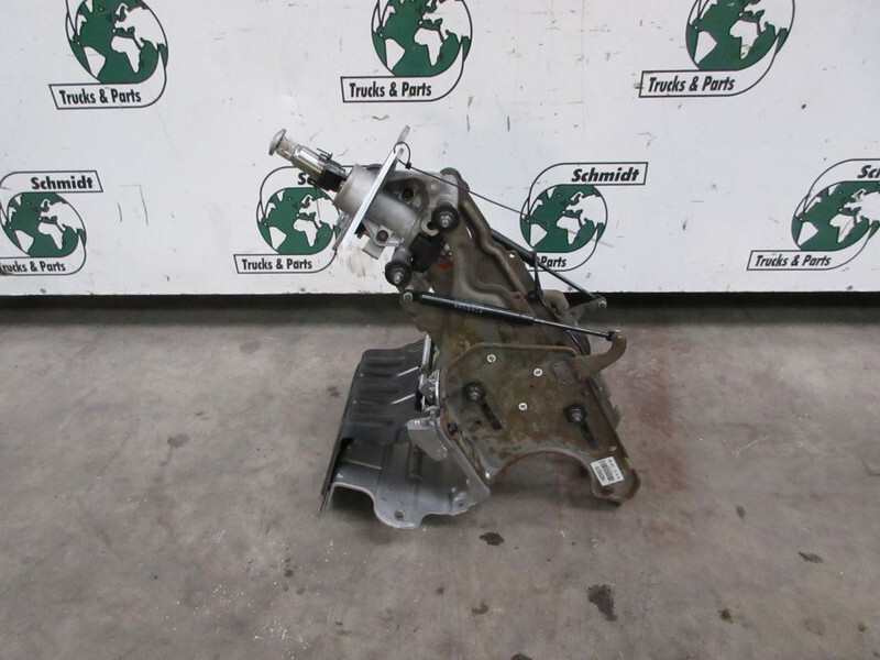 Renault 7482595270 STUURKOLOM RENAULT T 460 EURO 6 - عمود التوجيه - شاحنة: صور 2 Renault 7482595270 STUURKOLOM RENAULT T 460 EURO 6 - عمود التوجيه - شاحنة: صور 2