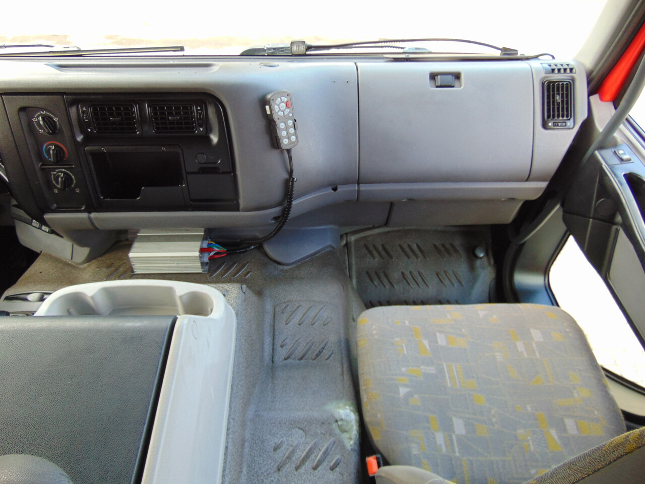 المطافئ RENAULT Premium 260 GICAR: صور 20 المطافئ RENAULT Premium 260 GICAR: صور 20