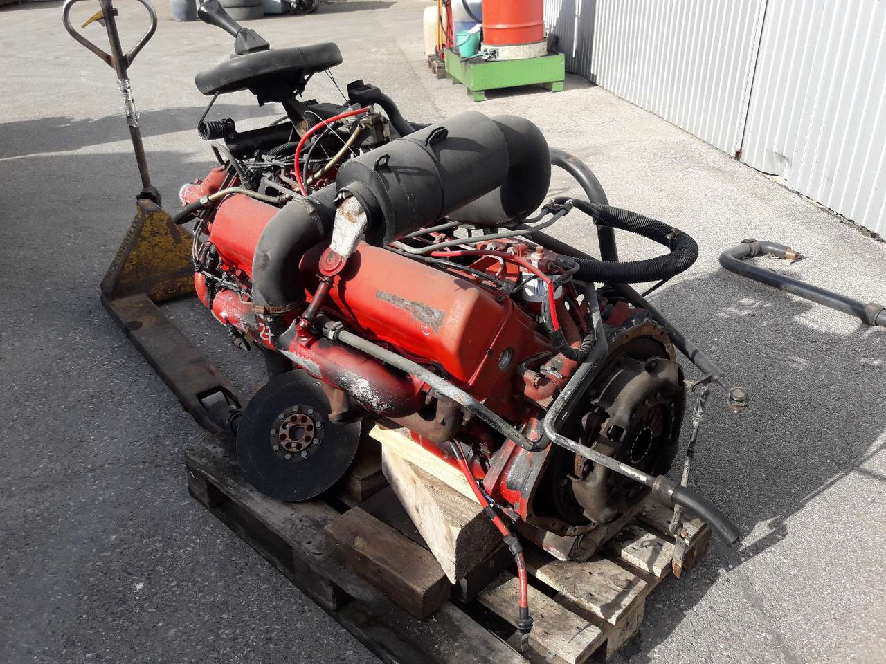 Ford 826F7FLA - المحرك: صور 4 Ford 826F7FLA - المحرك: صور 4