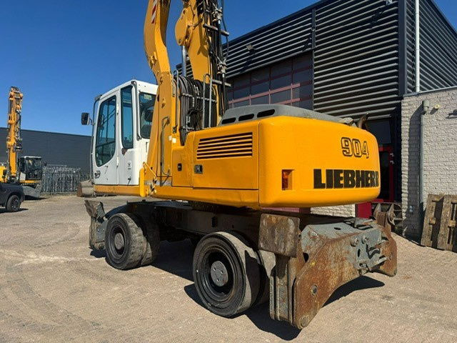 Liebherr A 904 C Litronic + Grab - حفارة النقل والشحن: صور 2 Liebherr A 904 C Litronic + Grab - حفارة النقل والشحن: صور 2