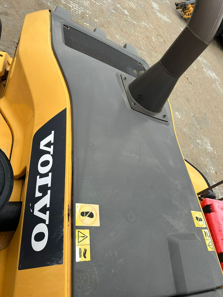 Volvo L250G - اللودر بعجل: صور 4 Volvo L250G - اللودر بعجل: صور 4