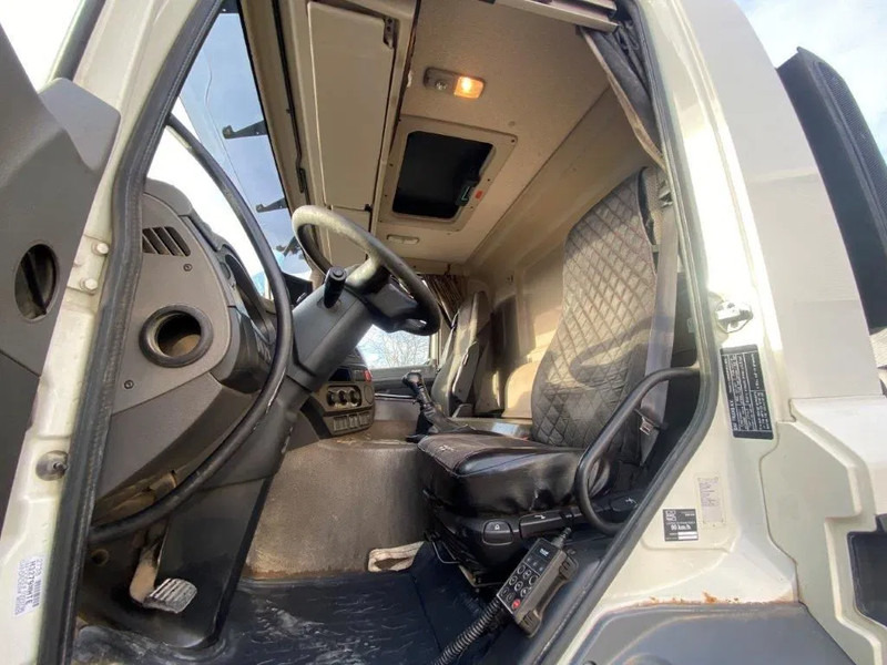 شاحنة جرار DAF CF460 / HYDRAULICS / BIG AXLE / DEB / MANUAL / EURO-6 / 2014: صور 11 شاحنة جرار DAF CF460 / HYDRAULICS / BIG AXLE / DEB / MANUAL / EURO-6 / 2014: صور 11