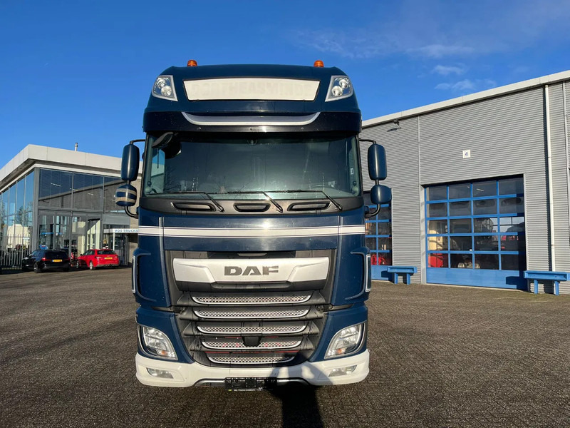DAF XF106-530 8X2 / AJK HOOKLIFT 25000KG / 9 TON FRONT AXLE / NAVI / ONLY:612482 KM / SSC / AUTOMATIC / EURO-6 / 2019 إيجار DAF XF106-530 8X2 / AJK HOOKLIFT 25000KG / 9 TON FRONT AXLE / NAVI / ONLY:612482 KM / SSC / AUTOMATIC / EURO-6 / 2019: صور 6