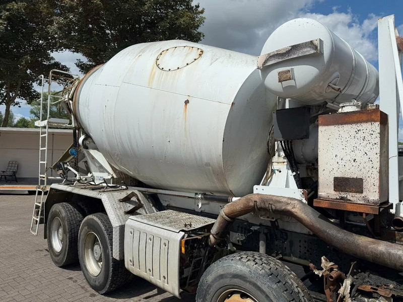 Liebherr 804 FSL 804 FSL / 8m³ / WATERTANK 500 LITER / POMP NOT INCLUDED / ! EMPTY ! / 2015 - ملحقات: صور 2 Liebherr 804 FSL 804 FSL / 8m³ / WATERTANK 500 LITER / POMP NOT INCLUDED / ! EMPTY ! / 2015 - ملحقات: صور 2