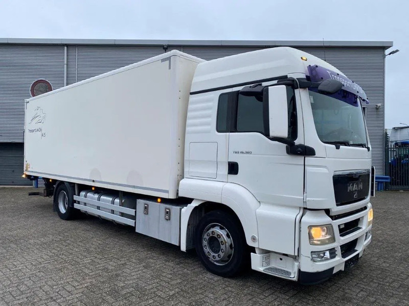 MAN TGS18.360 / HEATED BOX / FULL-AIR / PLATFORM / ONLY:392217 KM / MANUAL / EURO-4 / 2008 - بصندوق مغلق شاحنة: صور 2 MAN TGS18.360 / HEATED BOX / FULL-AIR / PLATFORM / ONLY:392217 KM / MANUAL / EURO-4 / 2008 - بصندوق مغلق شاحنة: صور 2