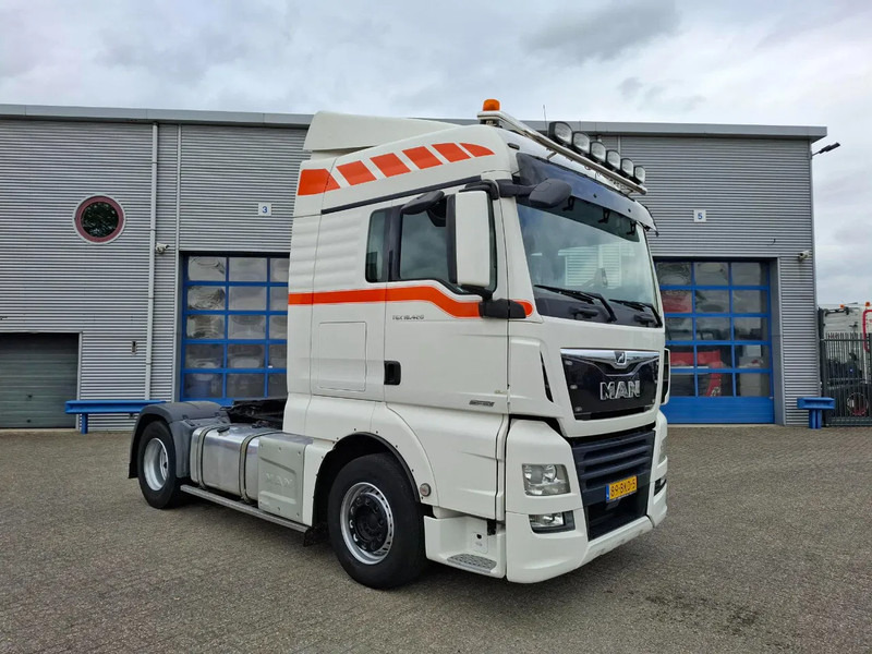 MAN TGX 18.440 / TUV:25-07-2025 / ONLY:299058 KM / NL TRUCK / NAVI / ACC / LWDS / FRIDGE / AUTOMATIC / EURO-6 / 2017 - شاحنة جرار: صور 2 MAN TGX 18.440 / TUV:25-07-2025 / ONLY:299058 KM / NL TRUCK / NAVI / ACC / LWDS / FRIDGE / AUTOMATIC / EURO-6 / 2017 - شاحنة جرار: صور 2