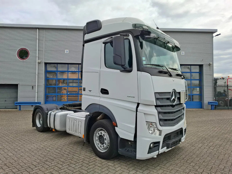 Mercedes-Benz Actros 1945 / DOUBLE TANK / ONLY:508736 KM / 2XBED / FRIDGE / AUTOMATIC / EURO-6 / 2015 - شاحنة جرار: صور 2 Mercedes-Benz Actros 1945 / DOUBLE TANK / ONLY:508736 KM / 2XBED / FRIDGE / AUTOMATIC / EURO-6 / 2015 - شاحنة جرار: صور 2