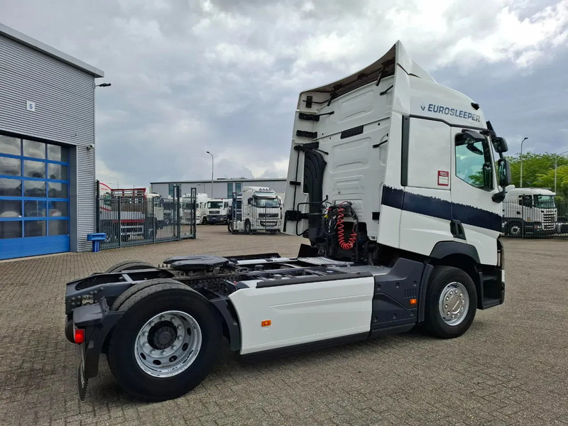 Renault T460 Comfort / CLEAN NL TRUCK / TUV:12-02-2026 / DOUBLE TANK / ACC / LWDS / FRIDGE / 2XBED / AUTOMATIC / EURO-6 / 2019 - شاحنة جرار: صور 5 Renault T460 Comfort / CLEAN NL TRUCK / TUV:12-02-2026 / DOUBLE TANK / ACC / LWDS / FRIDGE / 2XBED / AUTOMATIC / EURO-6 / 2019 - شاحنة جرار: صور 5
