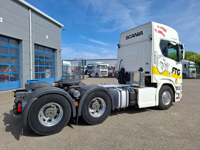 Scania NGS R650 V8 / 6X4 / RETARDER / 2X BIG AXLE / PARKCOOL / DOUBLE TANK / INLINER / FULL-AIR / ALCOA / LEATHER / NAVI / GEN2 V2 / EU - شاحنة جرار: صور 5 Scania NGS R650 V8 / 6X4 / RETARDER / 2X BIG AXLE / PARKCOOL / DOUBLE TANK / INLINER / FULL-AIR / ALCOA / LEATHER / NAVI / GEN2 V2 / EU - شاحنة جرار: صور 5