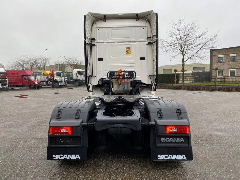 Scania R520 / AUTOMATIC / RETARDER / NAVI /LWDS / PARK-COOL / EURO-6 / 2017 - شاحنة جرار: صور 4 Scania R520 / AUTOMATIC / RETARDER / NAVI /LWDS / PARK-COOL / EURO-6 / 2017 - شاحنة جرار: صور 4