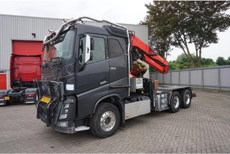 Volvo FH16-750 / ENGINE RUNNING / 6x4 / RETARDER / BIG AXLE / VEB+ / PALFINGER FD250 / EURO-6 / 2016 - شاحنة قطع الأشجار, شاحنة كرين: صور 2 Volvo FH16-750 / ENGINE RUNNING / 6x4 / RETARDER / BIG AXLE / VEB+ / PALFINGER FD250 / EURO-6 / 2016 - شاحنة قطع الأشجار, شاحنة كرين: صور 2