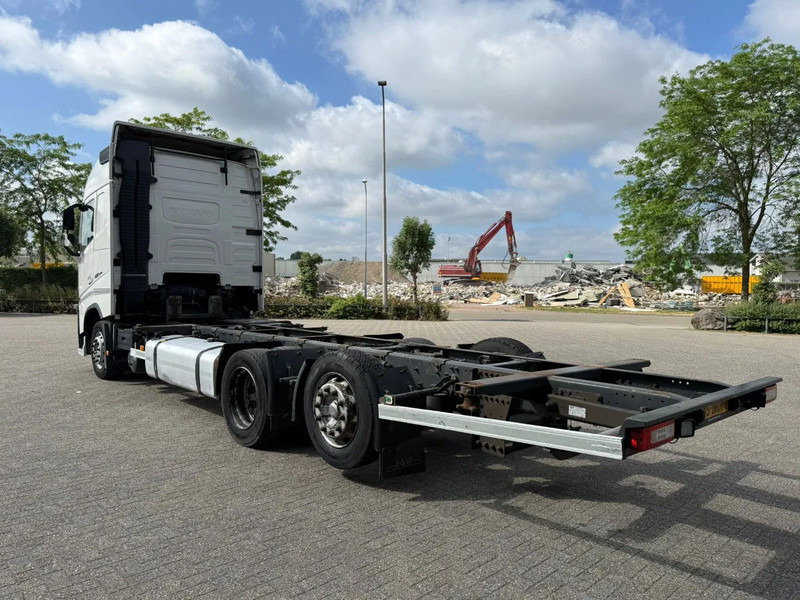 Volvo FH4-420 / NL TRUCK / DOUBLE TANK / PARKCOOL / BDF / VEB? / LWDS / FRIDGE / FULL-AIR / LIFT AXLE / AUTOMATIC / EURO-6 / 2016 - شاحنات الحاويات / جسم علوي قابل للتغيير شاحنة: صور 3 Volvo FH4-420 / NL TRUCK / DOUBLE TANK / PARKCOOL / BDF / VEB? / LWDS / FRIDGE / FULL-AIR / LIFT AXLE / AUTOMATIC / EURO-6 / 2016 - شاحنات الحاويات / جسم علوي قابل للتغيير شاحنة: صور 3