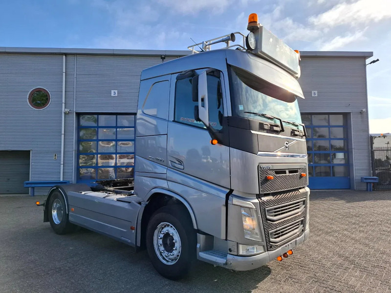Volvo FH4-460 / HYDRAULICS / VEB+ / TUV:21-08-2025 / FRIDGE / AUTOMATIC / EURO-6 / 2015 - شاحنة جرار: صور 2 Volvo FH4-460 / HYDRAULICS / VEB+ / TUV:21-08-2025 / FRIDGE / AUTOMATIC / EURO-6 / 2015 - شاحنة جرار: صور 2