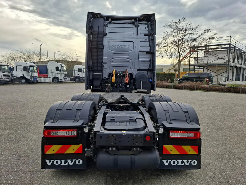 Volvo FH4-500 / I-SAVE / VEB+ / DYNAMIC STEERING / ONLY:590266 KM / NAVI / ACC / LWDS / LIFT AXLE / AUTOMATIC / EURO-6 / 2019 - شاحنة جرار: صور 4 Volvo FH4-500 / I-SAVE / VEB+ / DYNAMIC STEERING / ONLY:590266 KM / NAVI / ACC / LWDS / LIFT AXLE / AUTOMATIC / EURO-6 / 2019 - شاحنة جرار: صور 4