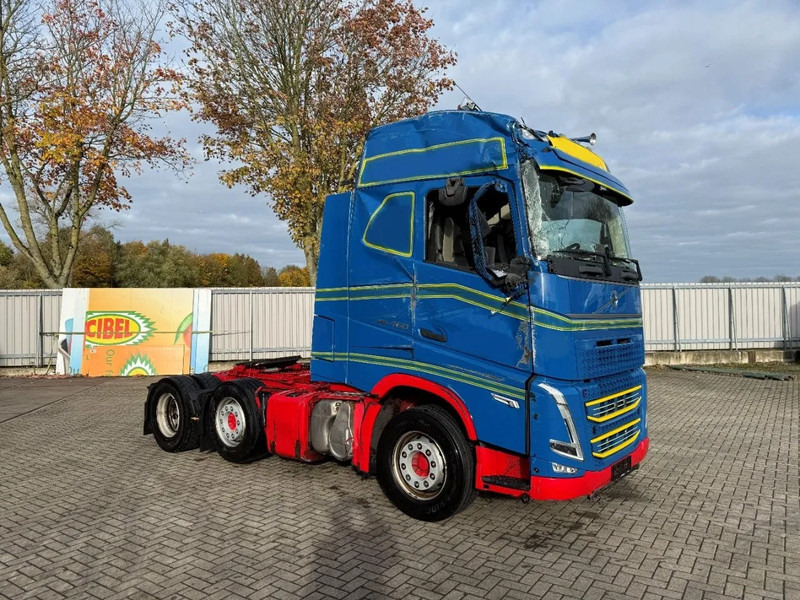 Volvo FH5-460 / ENGINE RUNING / HYDRAULICS / I-SAVE / VEB+ / ONLY:446560 KM / DOUBLE TANK / LWDS / EURO-6 / 2021 - شاحنة جرار: صور 2 Volvo FH5-460 / ENGINE RUNING / HYDRAULICS / I-SAVE / VEB+ / ONLY:446560 KM / DOUBLE TANK / LWDS / EURO-6 / 2021 - شاحنة جرار: صور 2