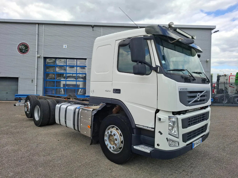 Volvo FM13-420 / VEB+ / LIFT+LENKACHSE / INLINER / AIRCO / AUTOMATIC / EURO-5 / 2011 - الشاسيه شاحنة: صور 2 Volvo FM13-420 / VEB+ / LIFT+LENKACHSE / INLINER / AIRCO / AUTOMATIC / EURO-5 / 2011 - الشاسيه شاحنة: صور 2