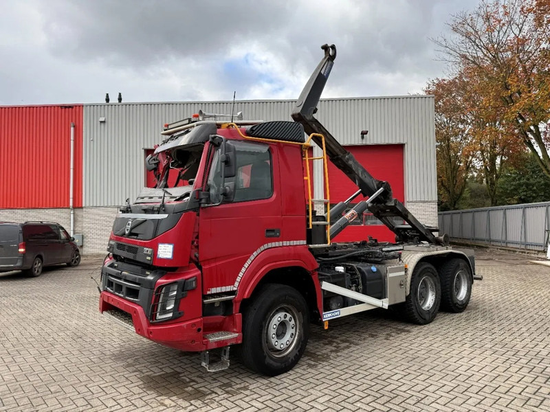 Volvo FMX4-500 / ENGINE RUNNING / VEB+ / 6X4 / BIG AXLE / AJK 20 TON HOOKLIFT / ONLY:276433 KM / AUTOMATIC / EURO-6 / 2020 - شاحنة ذات الخطاف: صور 1 Volvo FMX4-500 / ENGINE RUNNING / VEB+ / 6X4 / BIG AXLE / AJK 20 TON HOOKLIFT / ONLY:276433 KM / AUTOMATIC / EURO-6 / 2020 - شاحنة ذات الخطاف: صور 1