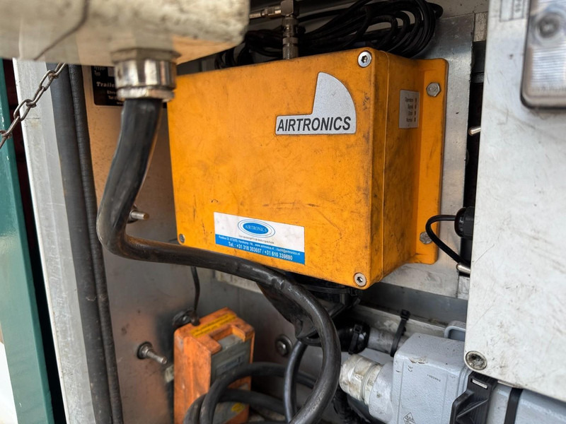 HAMMAR 151 S, Fully renovated, RC, 40 / 30 / 20 Ft - شاحنات الحاويات / جسم علوي قابل للتغيير نصف مقطورة: صور 5 HAMMAR 151 S, Fully renovated, RC, 40 / 30 / 20 Ft - شاحنات الحاويات / جسم علوي قابل للتغيير نصف مقطورة: صور 5