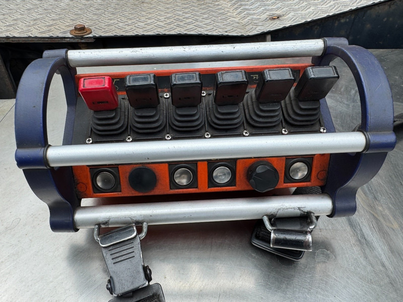MAN TGA 18.310, Crane Pesci SE155N/4, Manual Kran, Grua, Grue, Kraan إيجار MAN TGA 18.310, Crane Pesci SE155N/4, Manual Kran, Grua, Grue, Kraan: صور 15