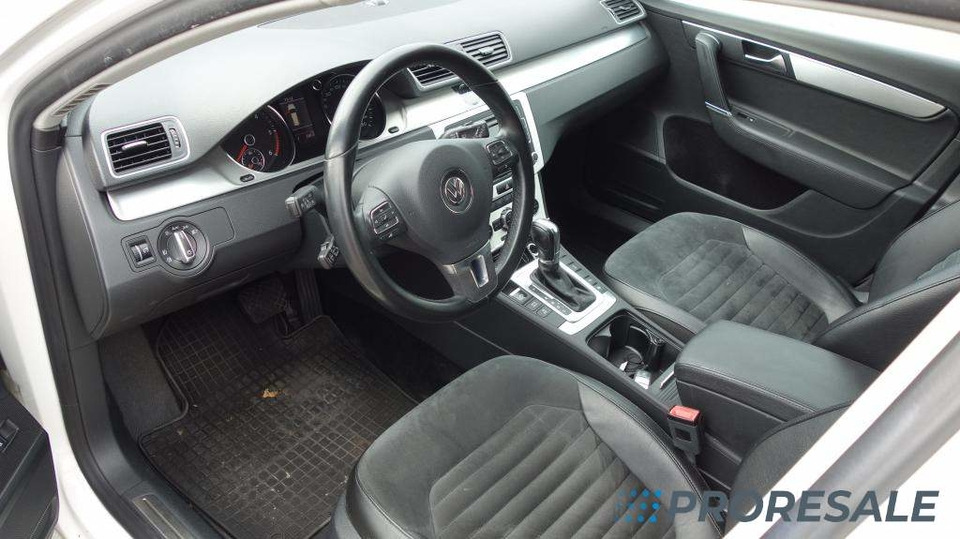 VOLKSWAGEN PASSAT VARIANT 2,0 TDi 103 KW - nelze odpočet DPH - سيارة: صور 5 VOLKSWAGEN PASSAT VARIANT 2,0 TDi 103 KW - nelze odpočet DPH - سيارة: صور 5