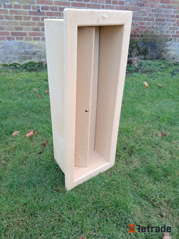 18 stk Loftsventiler Til klimastald - الآلات والماكينات الزراعية: صور 2 18 stk Loftsventiler Til klimastald - الآلات والماكينات الزراعية: صور 2