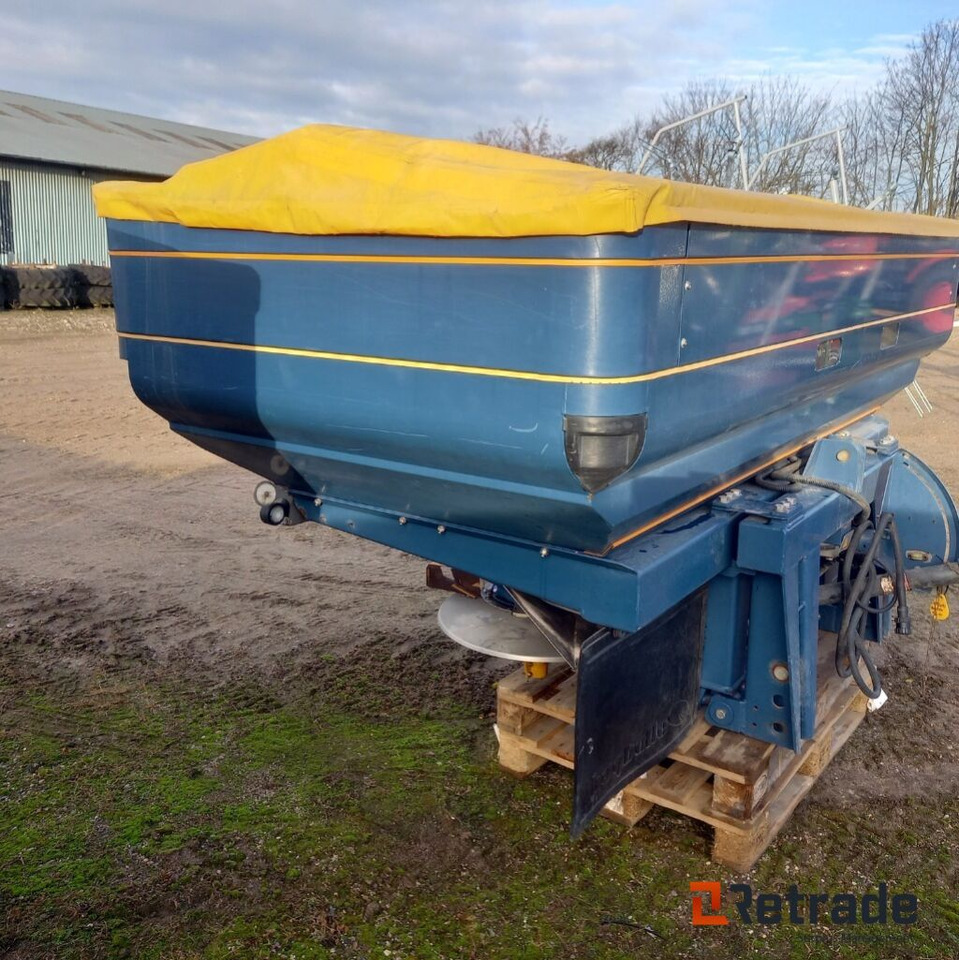 Bøgballe M2W 3000 L. Gødningspreder. - الآلات والماكينات الزراعية: صور 2 Bøgballe M2W 3000 L. Gødningspreder. - الآلات والماكينات الزراعية: صور 2