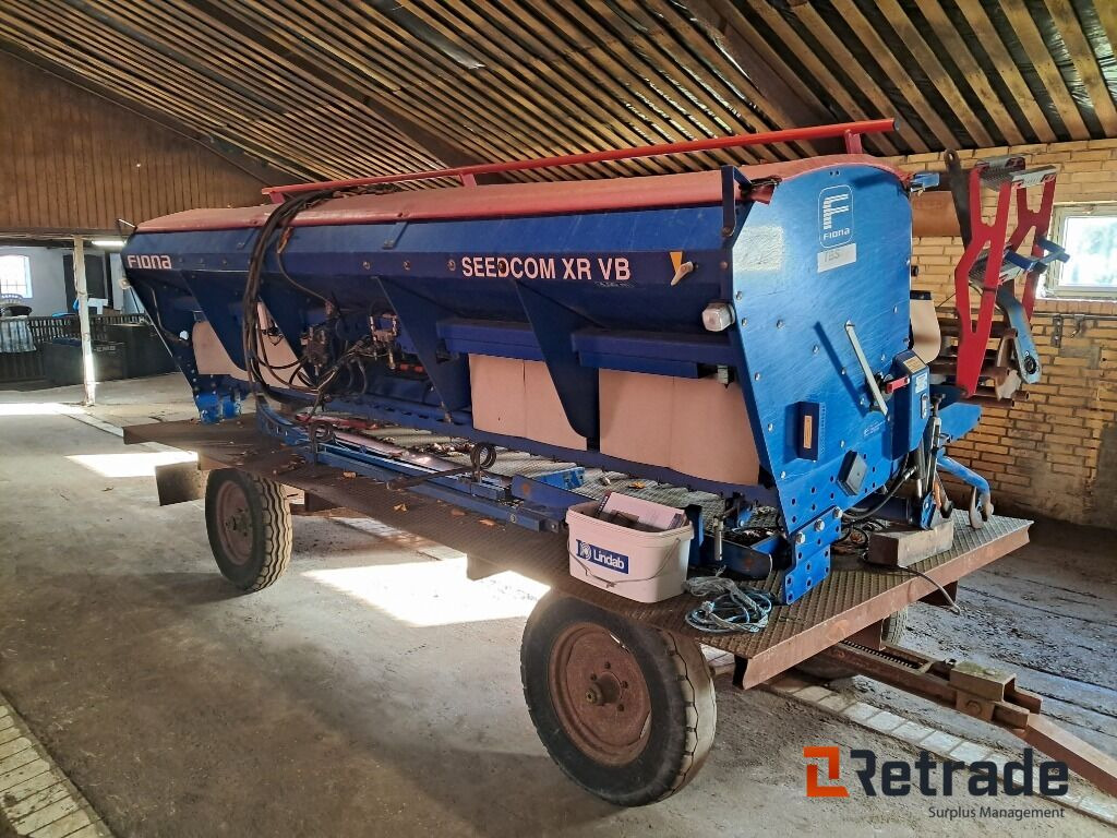 Fiona 4 mtr såkasse Orion Xr - الآلات والماكينات الزراعية: صور 4 Fiona 4 mtr såkasse Orion Xr - الآلات والماكينات الزراعية: صور 4