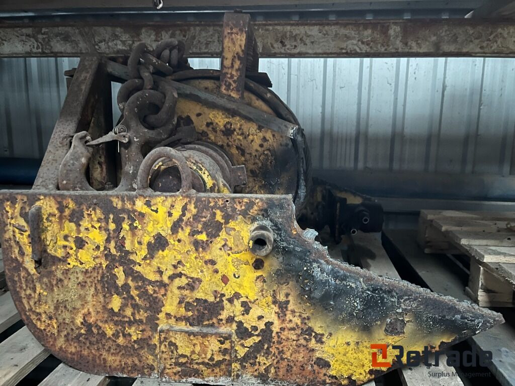 Forskelligt udstyr Spild Stor spil - وینچ: صور 2 Forskelligt udstyr Spild Stor spil - وینچ: صور 2