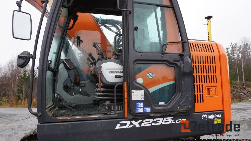 Grävmaskin Doosan DX 235 LCR -5 GPS 3D Moba - حفارات زحافة: صور 5 Grävmaskin Doosan DX 235 LCR -5 GPS 3D Moba - حفارات زحافة: صور 5