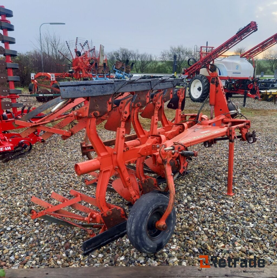 Harve / plov Kuhn master 120 , 3 furet vendeplov. 14" Risteplov. - الآلات والماكينات الزراعية: صور 5 Harve / plov Kuhn master 120 , 3 furet vendeplov. 14" Risteplov. - الآلات والماكينات الزراعية: صور 5