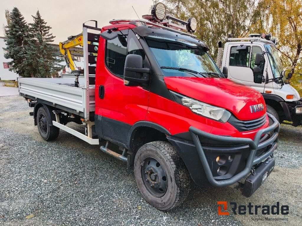 IVECO Daily 70W, 4X4 Tipp og Kran - قلاب صغير: صور 2 IVECO Daily 70W, 4X4 Tipp og Kran - قلاب صغير: صور 2