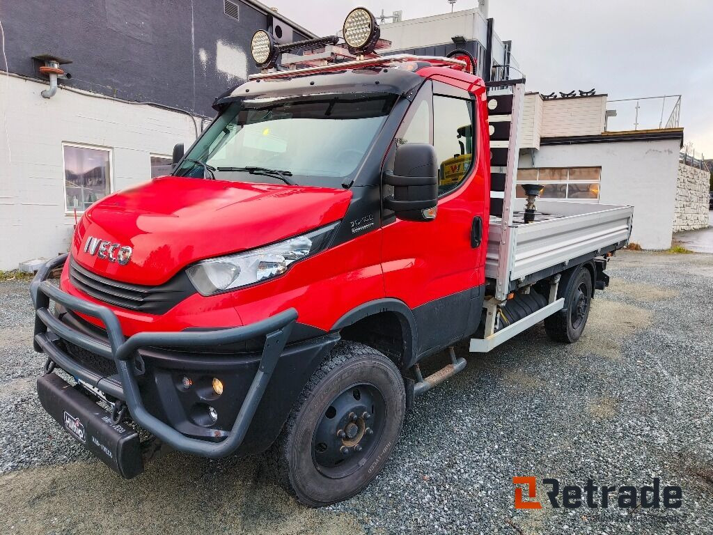 IVECO Daily 70W, 4X4 Tipp og Kran - قلاب صغير: صور 1 IVECO Daily 70W, 4X4 Tipp og Kran - قلاب صغير: صور 1
