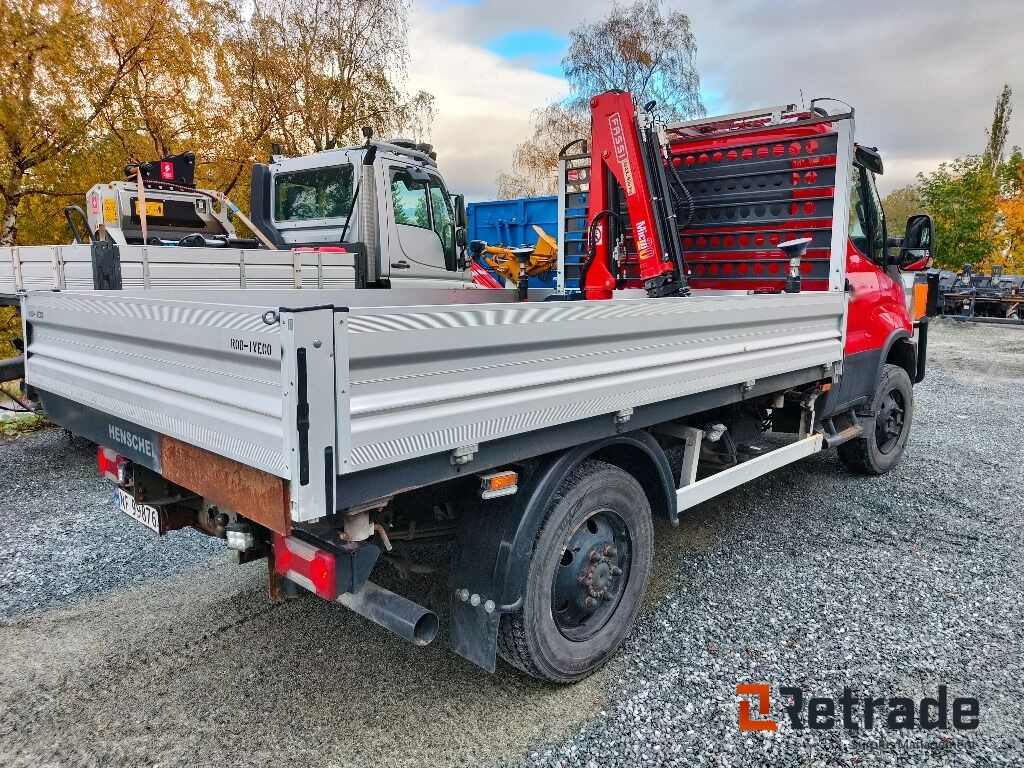 IVECO Daily 70W, 4X4 Tipp og Kran - قلاب صغير: صور 3 IVECO Daily 70W, 4X4 Tipp og Kran - قلاب صغير: صور 3